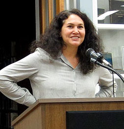 Julie Cantrell speaks at Starkville Reads in Starkville, Mississippi, on November 19, 2013. Photo by Nancy Jacobs