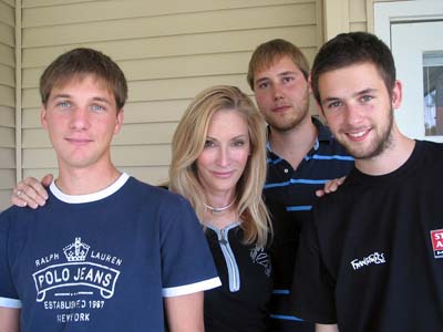 Nanette Workman with MSU students at the Nanette Workman French House in Starkville, Mississippi. Photo by Nancy Jacobs